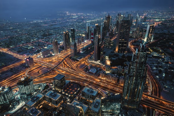 农民进城买房后家里宅基地怎么办,全家进城落户收回土地吗