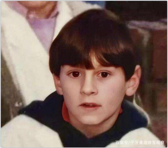 梅西患侏儒症动画,梅西侏儒症集锦