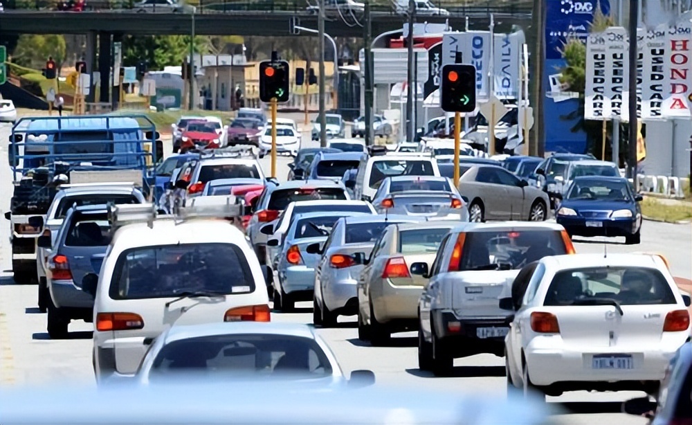 汽车费油有哪些行为,德国德能润滑油怎么样