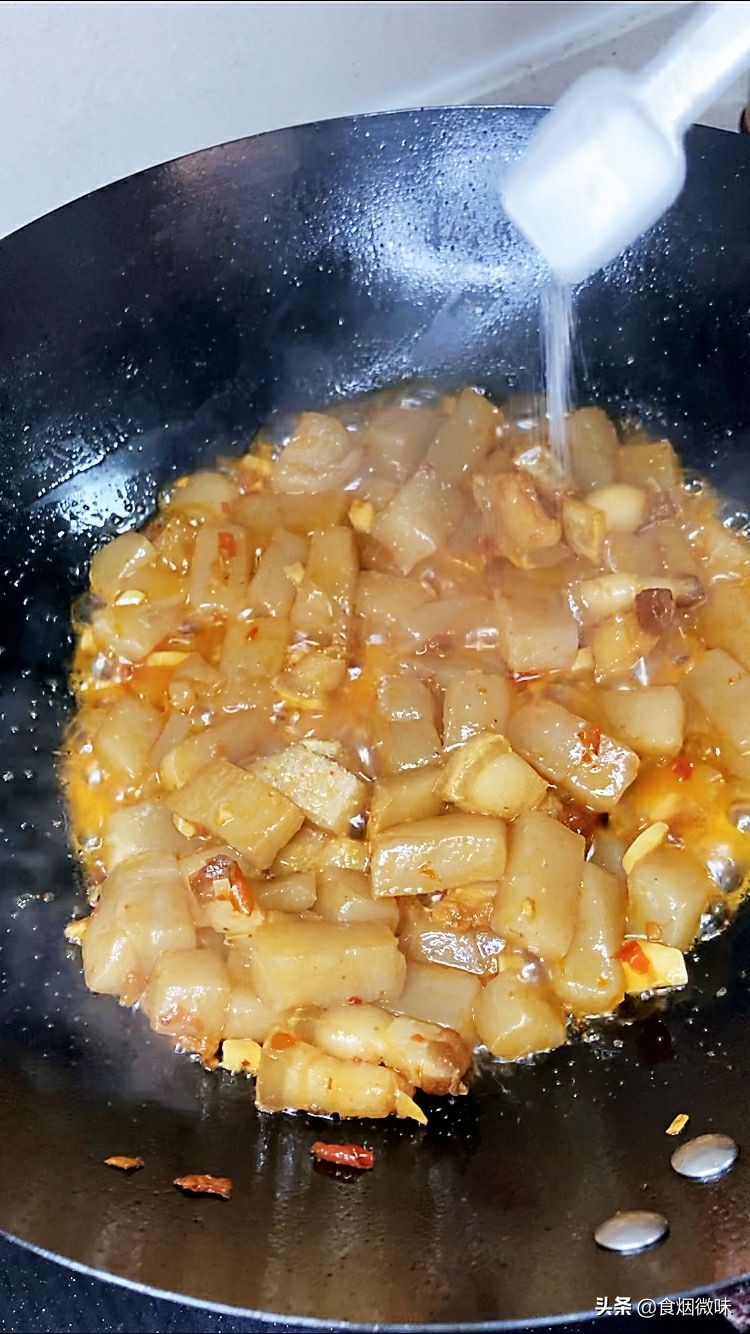 魔芋豆腐的家常菜做法,魔芋豆腐的家常做法简单好吃