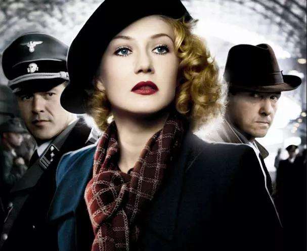 《*皮书黑**》中关于战争和道德的探究有着怎样的哲学意义？