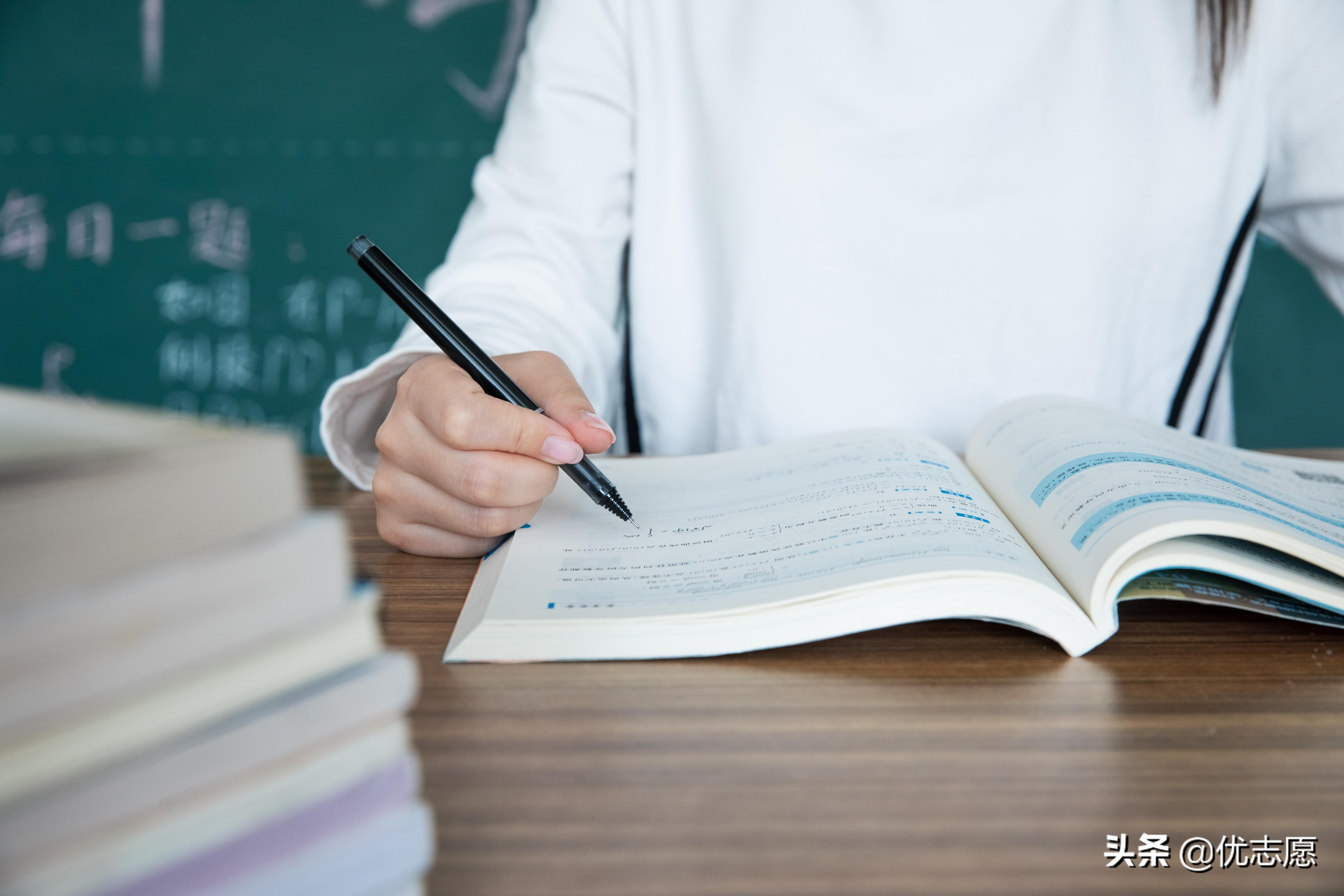 2019年新设高职专科专业,新设153个高职专科国控专业点