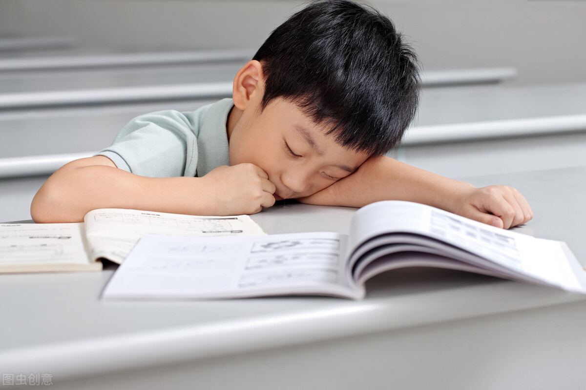 小学生国庆节*旗国**下讲话稿简短