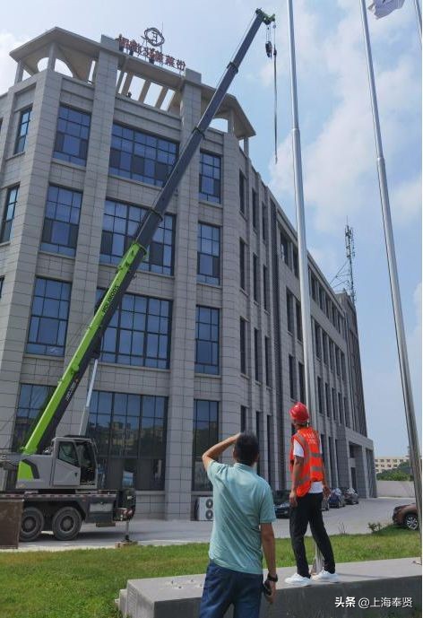 天际线广告招牌,都市天际线广告怎么挂到建筑顶部