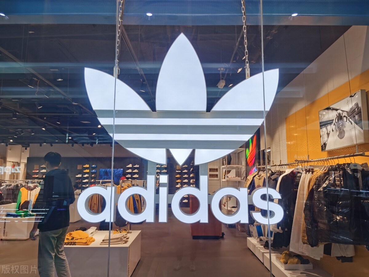 Adidas代工鞋厂宣布，裁员数千人！