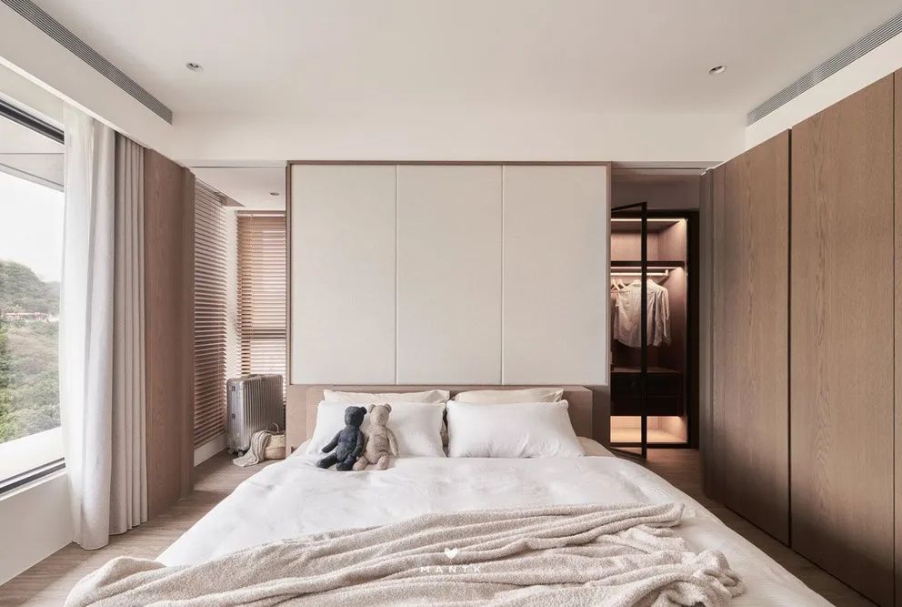 将自然质地捎进屋内，6口之家的理想共居