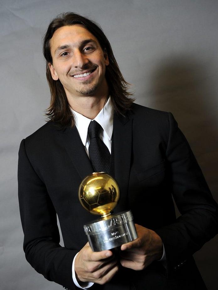 足坛浪子完整视频,足坛伊布