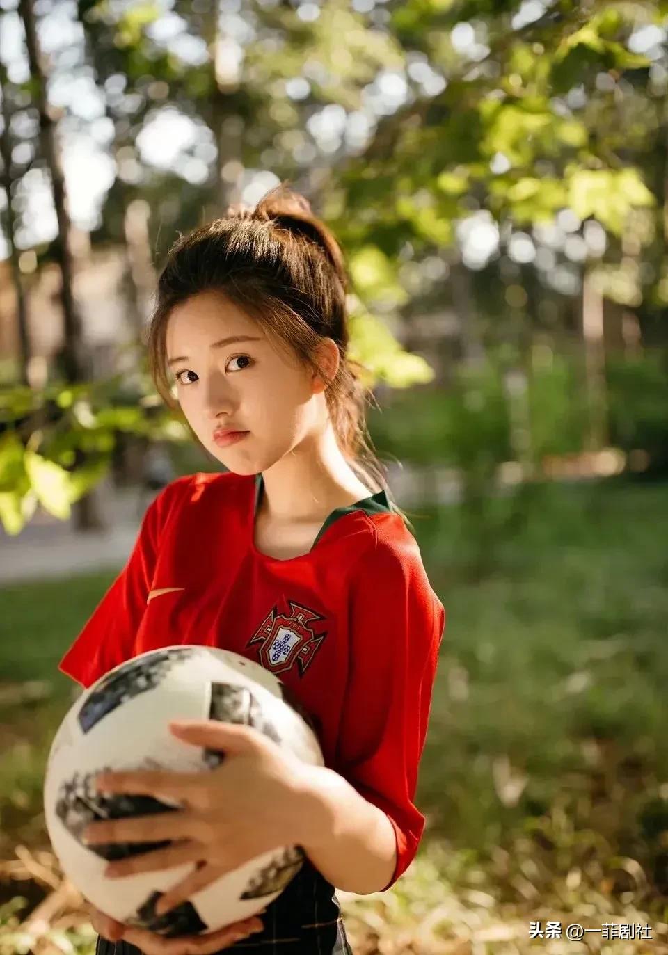 娱乐圈众明星大瓜,娱乐圈新出炉的大瓜