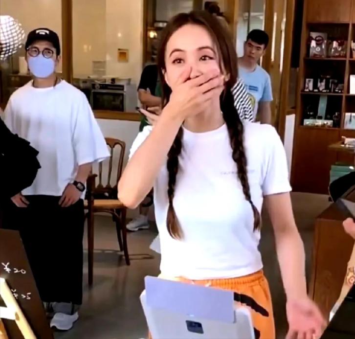 港台明星使用手机支付,港台明星用手机支付的表现