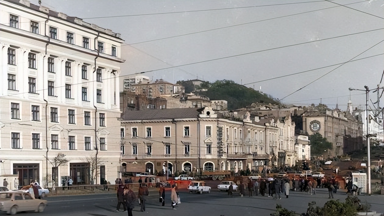 80年代的符拉迪沃斯托克的温馨照片