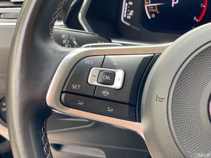 途观l330r-line内饰,途观l的内饰是真皮吗