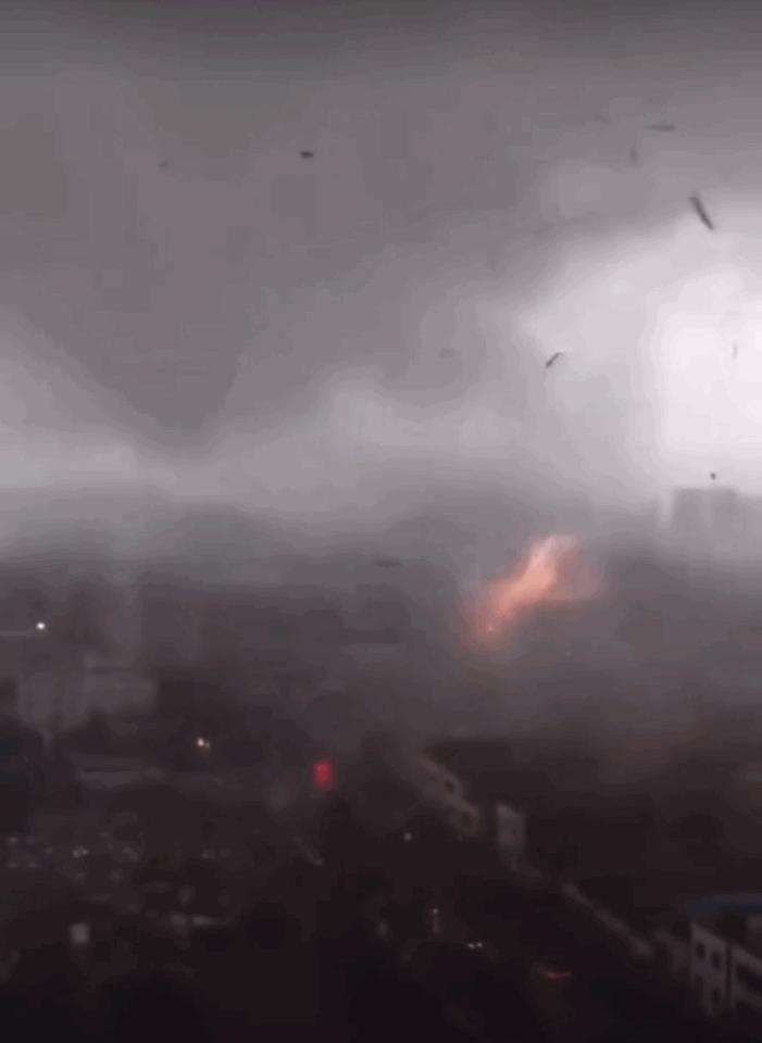 “追风擒龙”技能拉满！中国气象局龙卷风重点开放实验室来了！