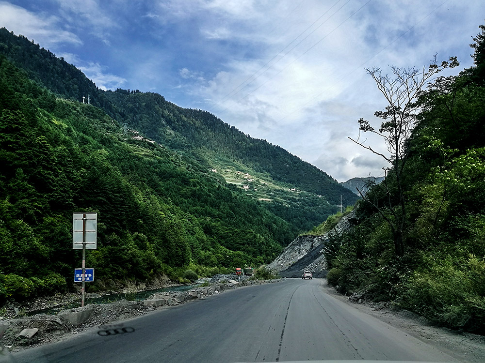 西部大草原旅游攻略,四川红原大草原自驾旅游攻略