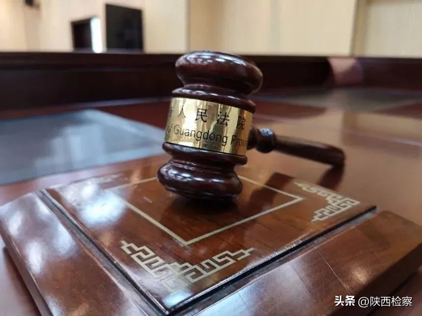 客服引导我在平台外支付，他离职后，店铺却拒绝发货……