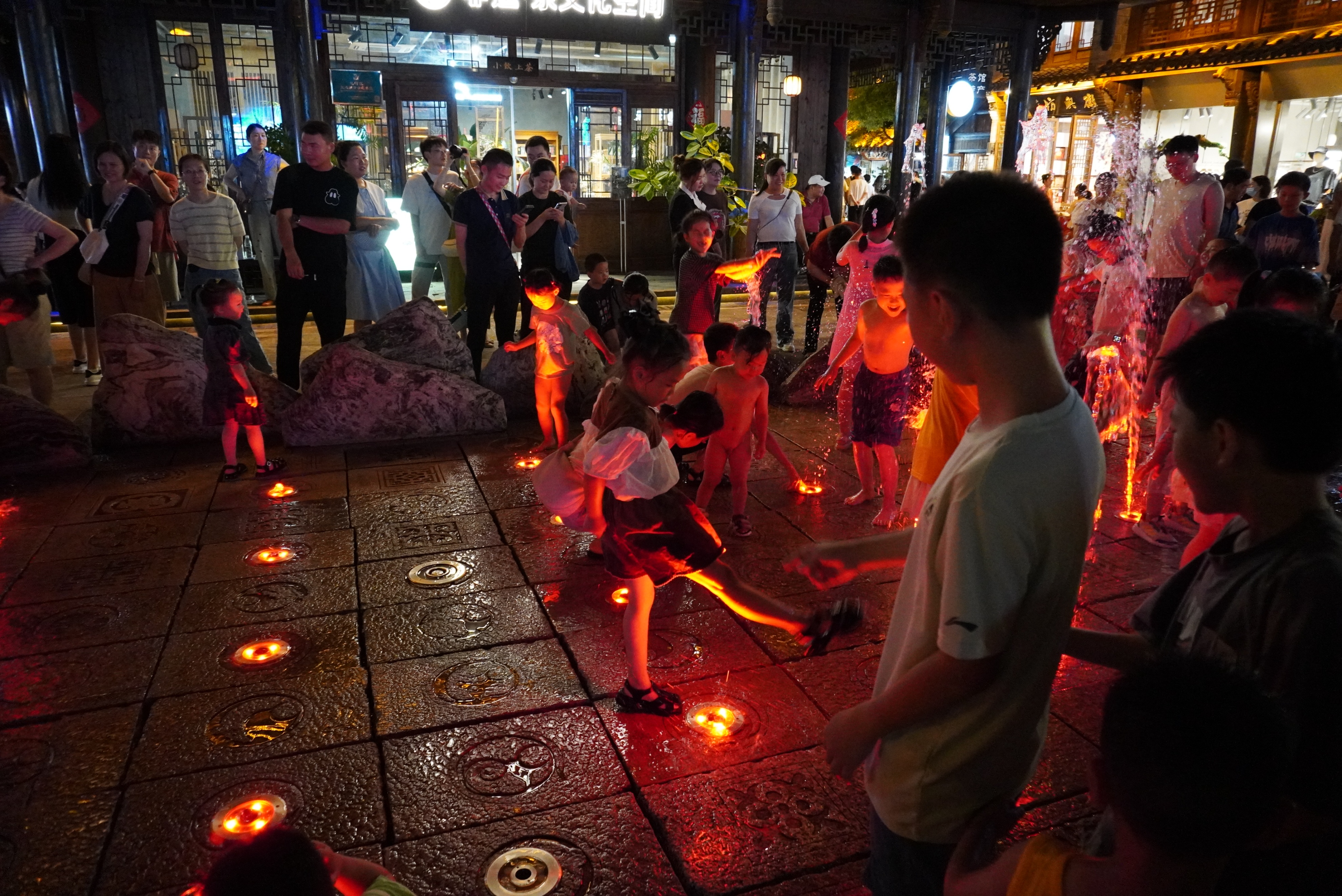 仲夏夜宵,仲夏夜逛夜市