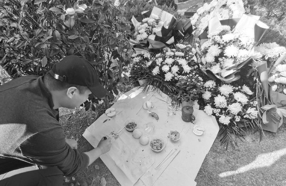 18岁民警因公殉职现场,党十八大以来因公牺牲民警