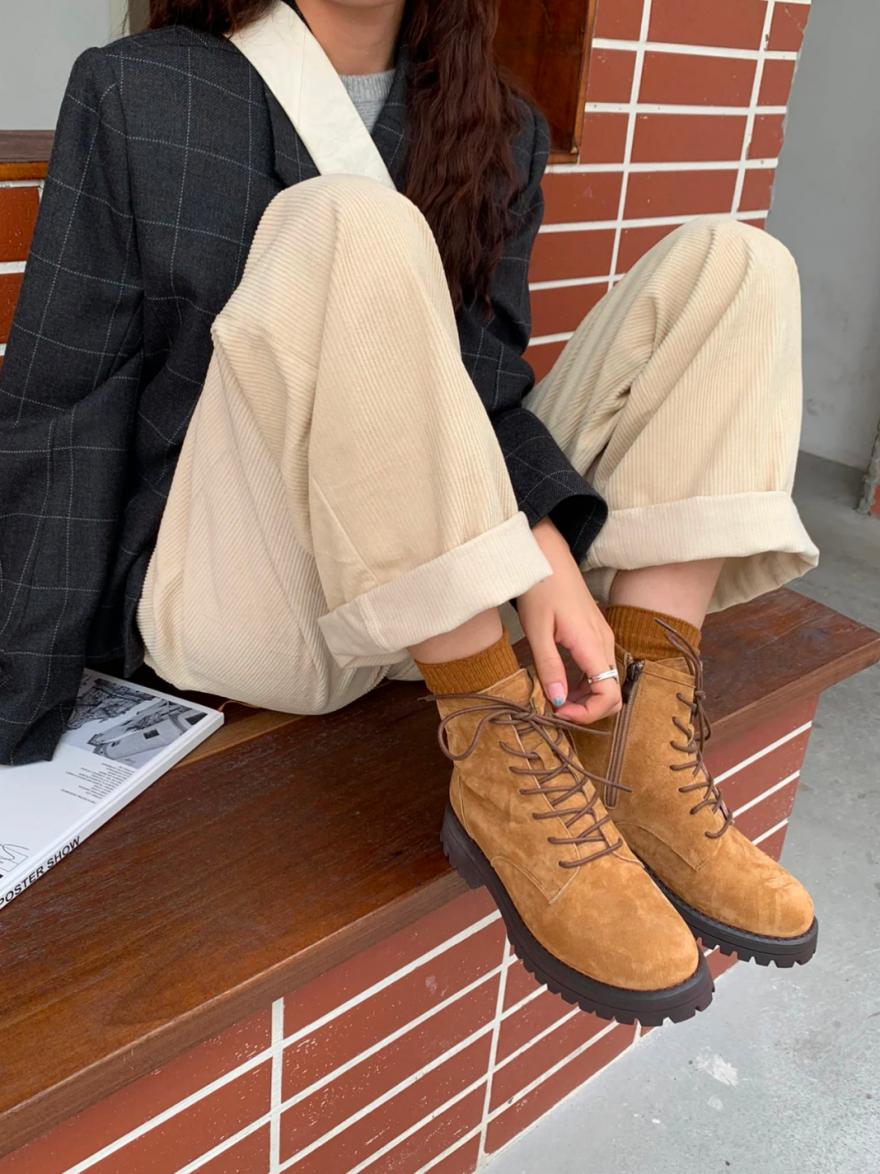 秋天第一双鞋必备款,秋天最时髦好穿的鞋这4双必买