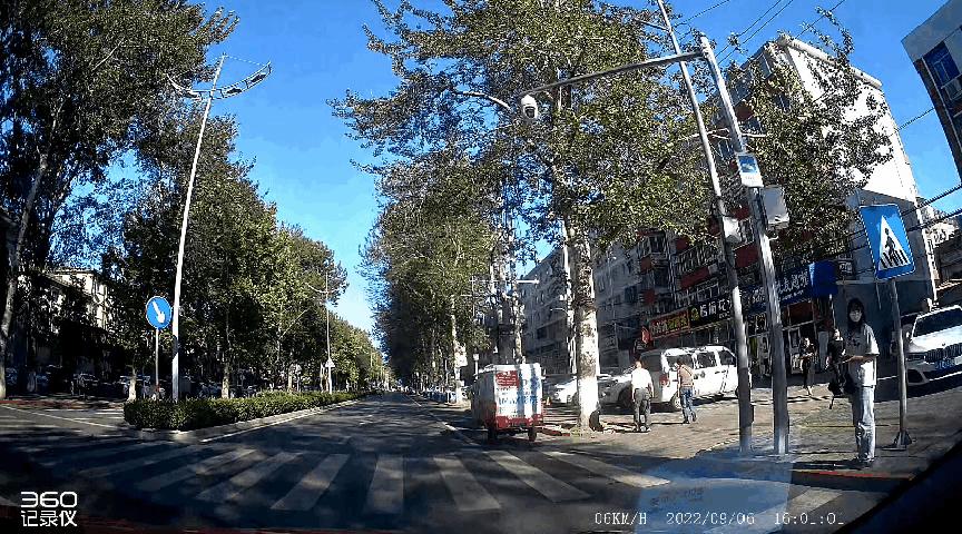 车品通行车记录仪使用说明书,风逸车品工厂店行车记录仪