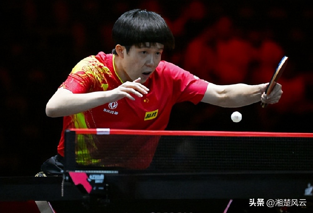 巅峰对决！王楚钦3-2险胜韩国悍将，比赛精彩，大头承认赢得侥幸