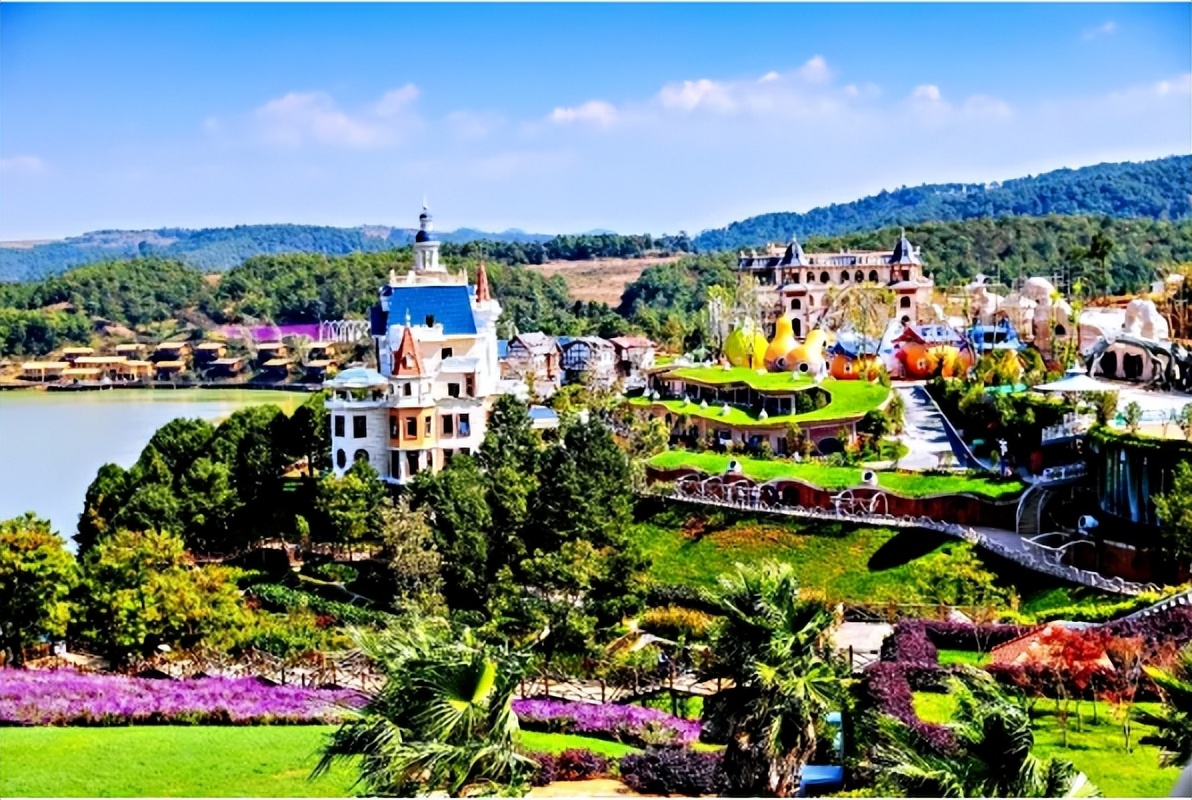 去昆明必须去的三个地方,云南昆明哪里最值得去