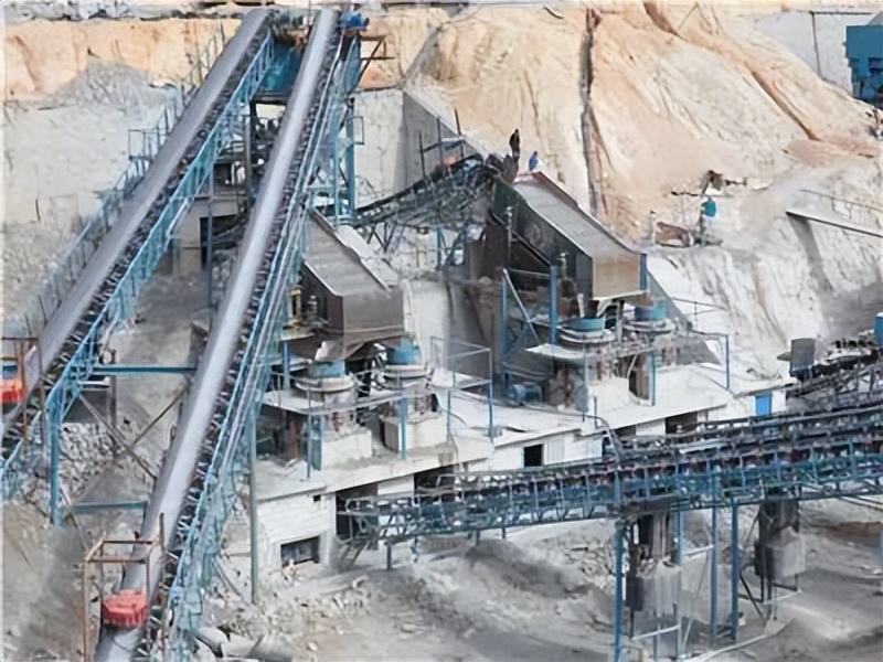 气垫式皮带输送机皮带跑偏,空皮带跑偏重皮带不跑是什么原因