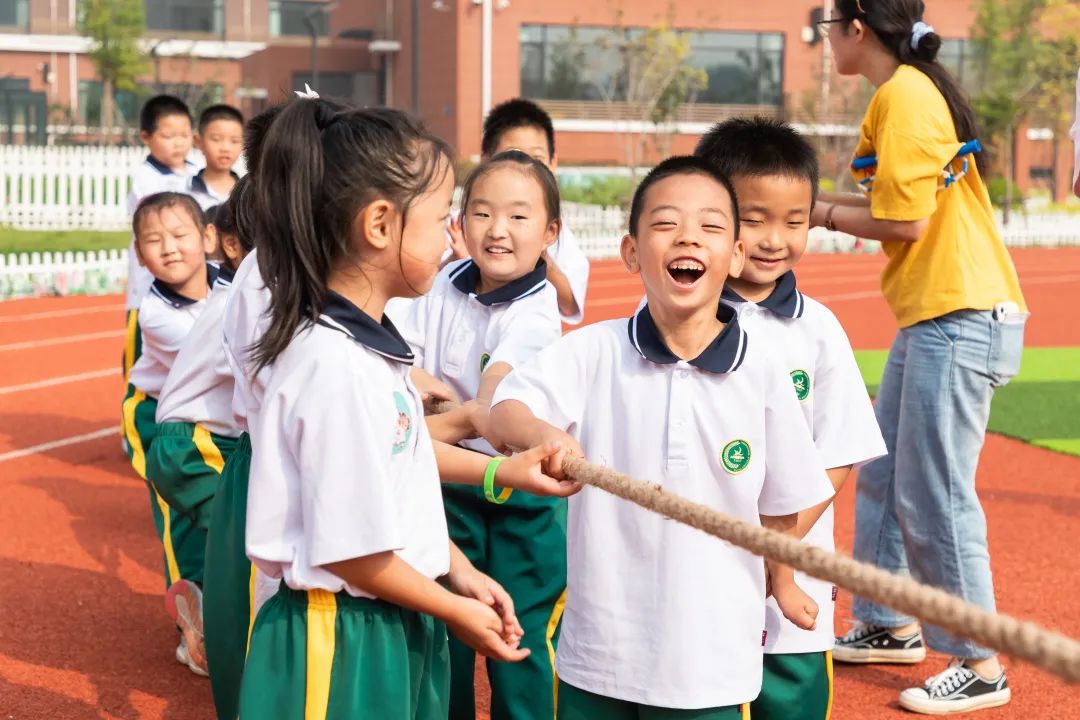 喜迎二十大奋进新征程开启新时代,房山首师大育新学校
