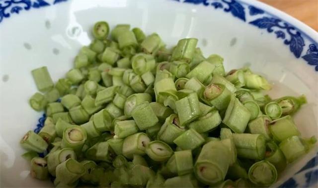 大米这样做太好吃了柔软又筋道,大米在家这样做简直太好吃了