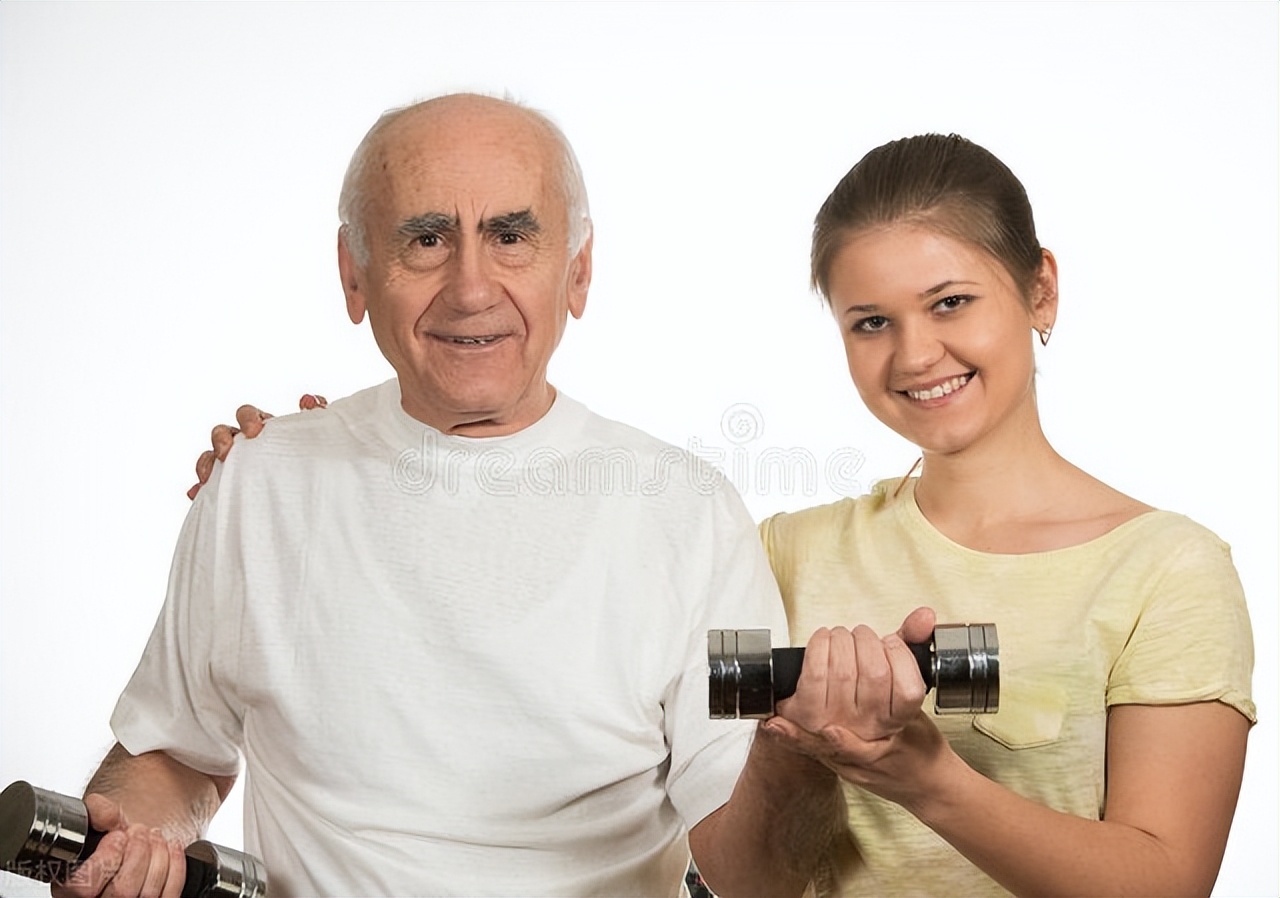 家有80高龄老人子女太累怎么办,老人惹人讨厌什么原因