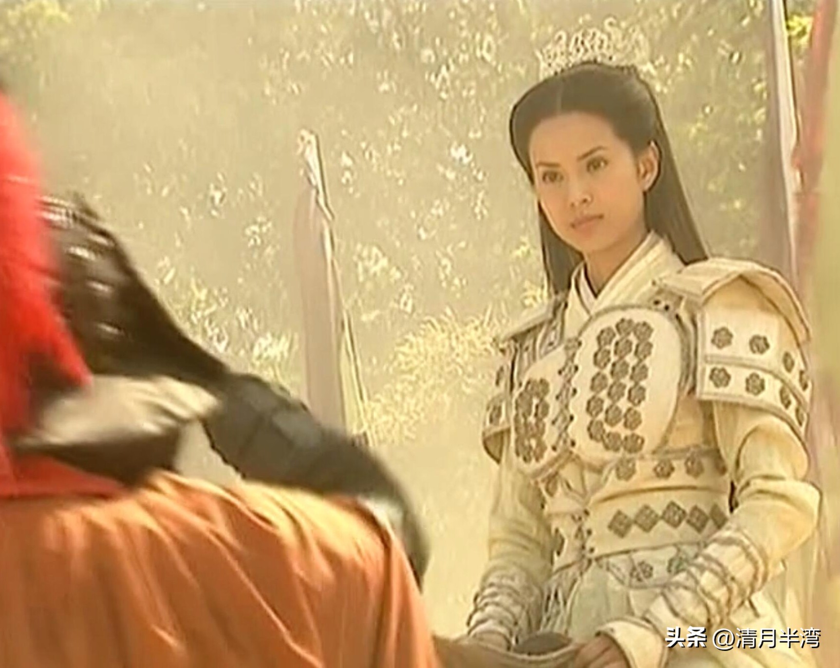 女将军别硬演，把这12位放一起看，矫揉造作与英姿飒爽，差距真大