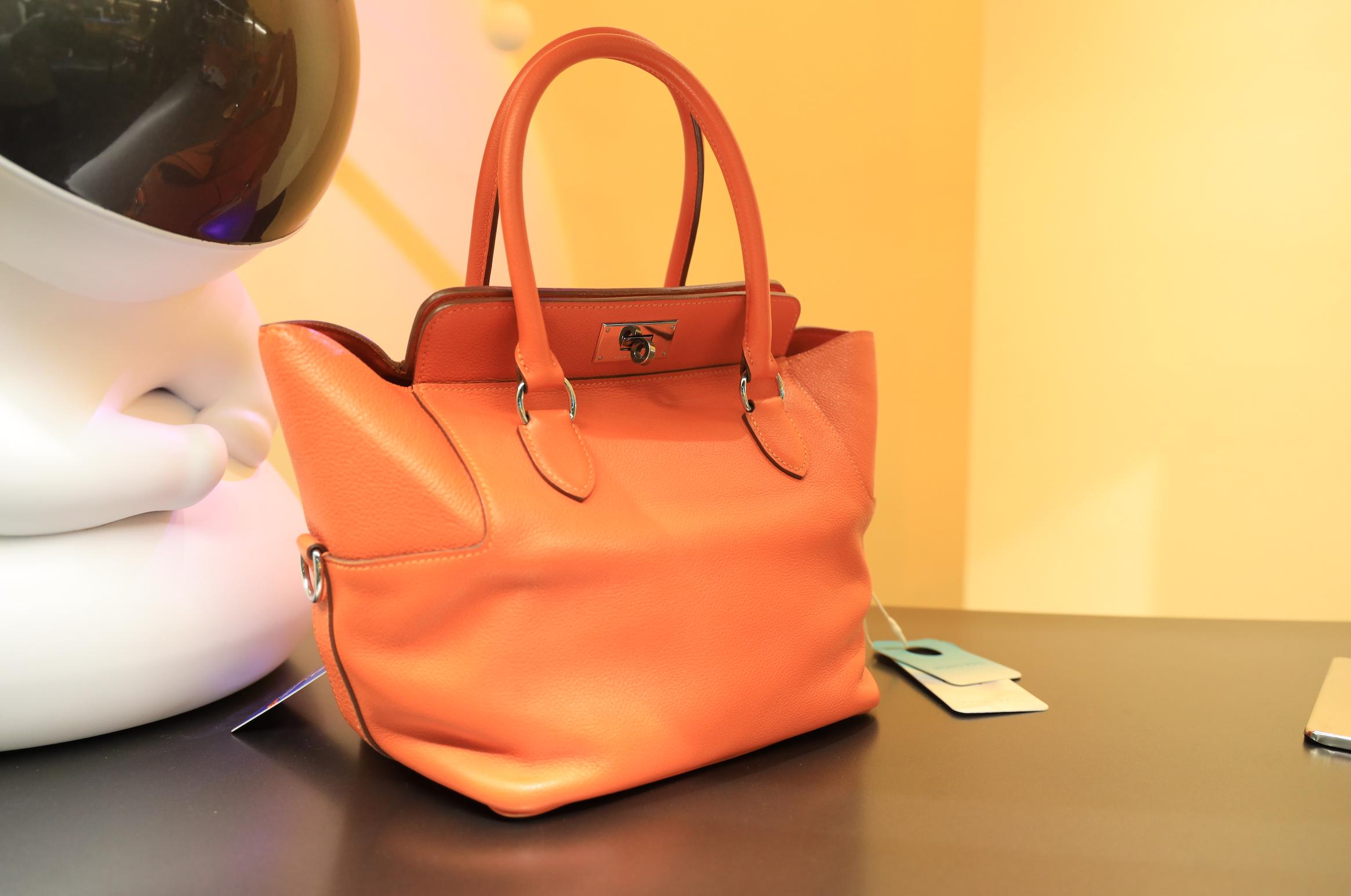 鉴定是产业核心，monopro助力构建二手奢侈品健康生态