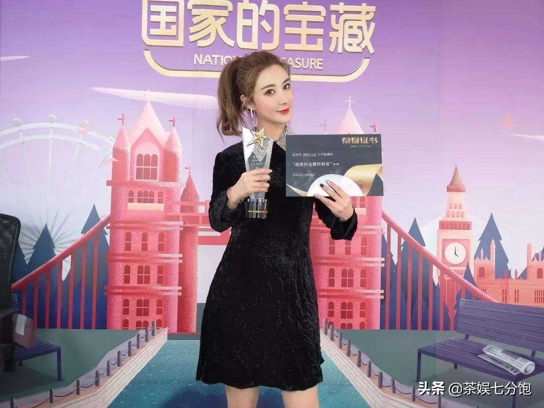 从服装店导购到偷*税漏**被罚13亿，“直播一姐”薇娅如何走向深渊的