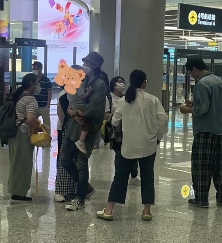 郭碧婷和向佐二胎长什么样,郭碧婷怀二胎和向佐吃饭被拍