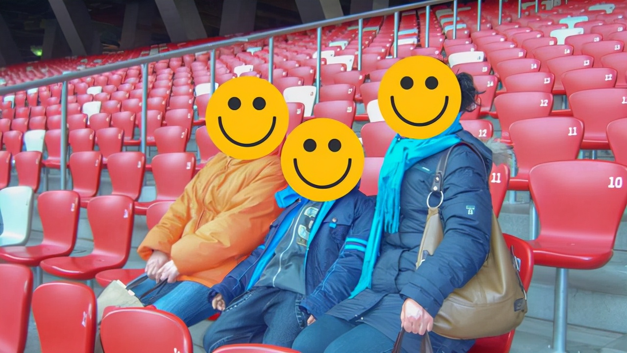 北京鸟巢大约可以容下多少人,北京鸟巢入口一共多少个