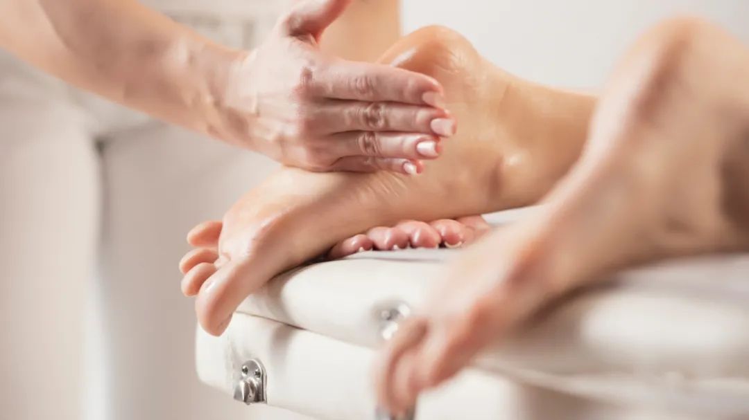 冬季脚冷和脚热怎么办,脚冷身热是什么情况