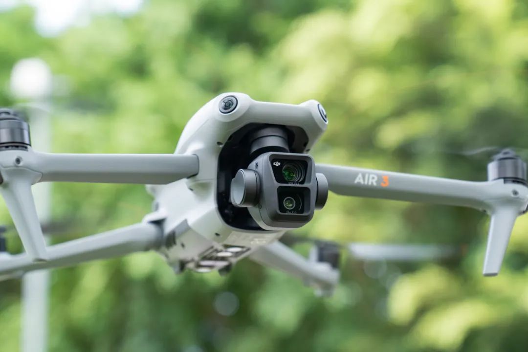 大疆Air3测评：让人，重新成为航拍的主角