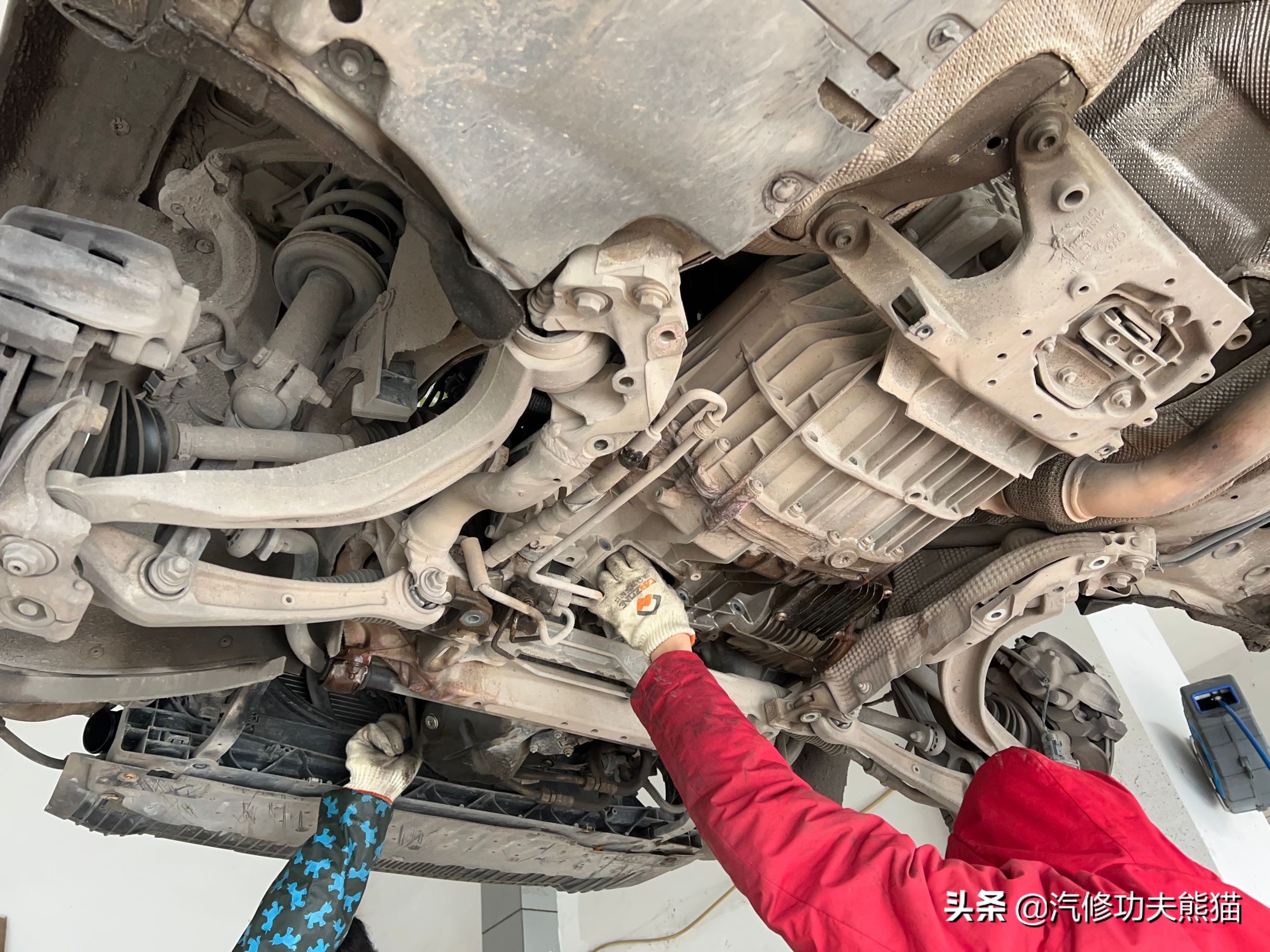 老车翻新修复奥迪a4,修复报废奥迪a4