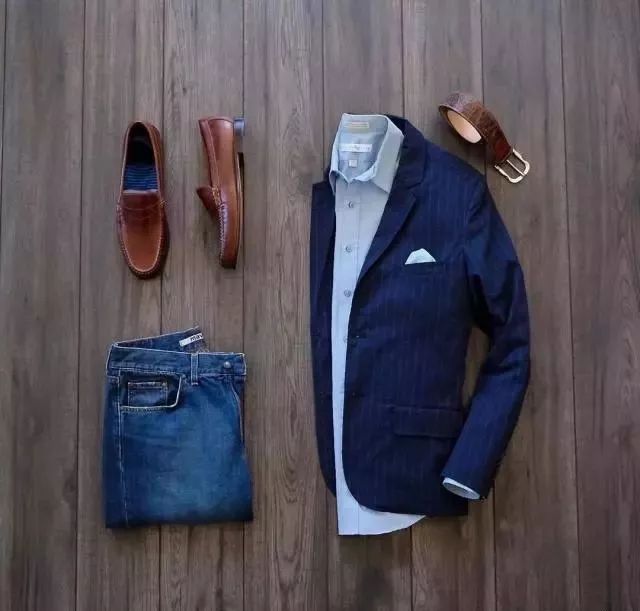 男士西装配牛仔裤穿搭图片,西装配牛仔裤穿什么鞋才搭