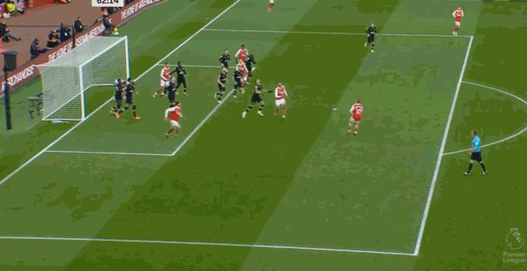 帮助阿森纳取得49场不败的神话,阿森纳世界波绝杀