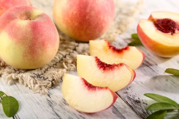 金秋红蜜桃:糖分爆表,还能更甜吗?