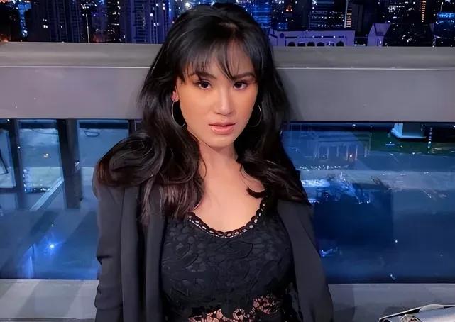 23岁空姐*体下**撕裂离奇死亡，体内竟测出11人DNA！结局出人意料…