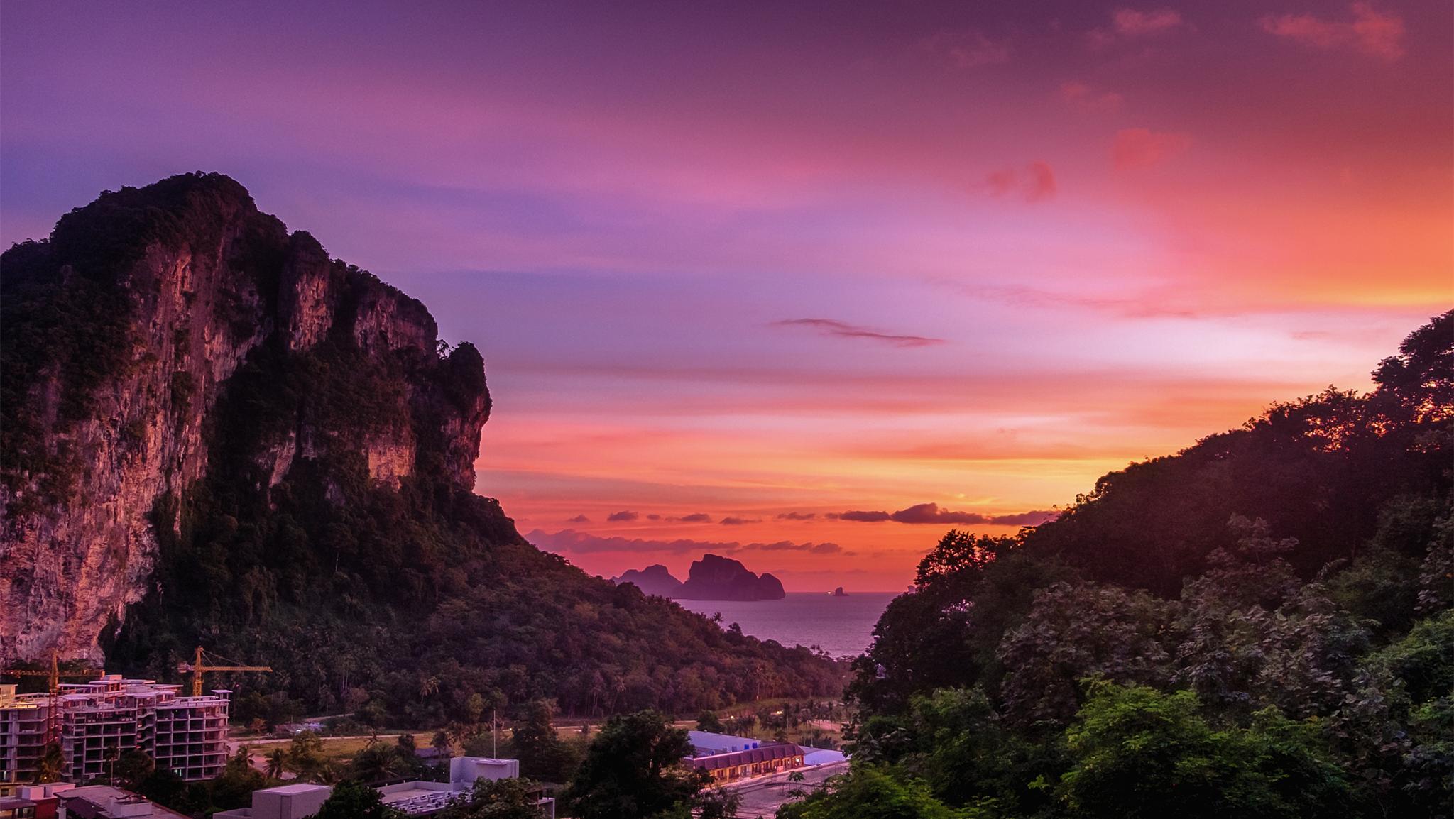 丈夫把情人安排进家里当保姆,老公把情人请回家当保姆