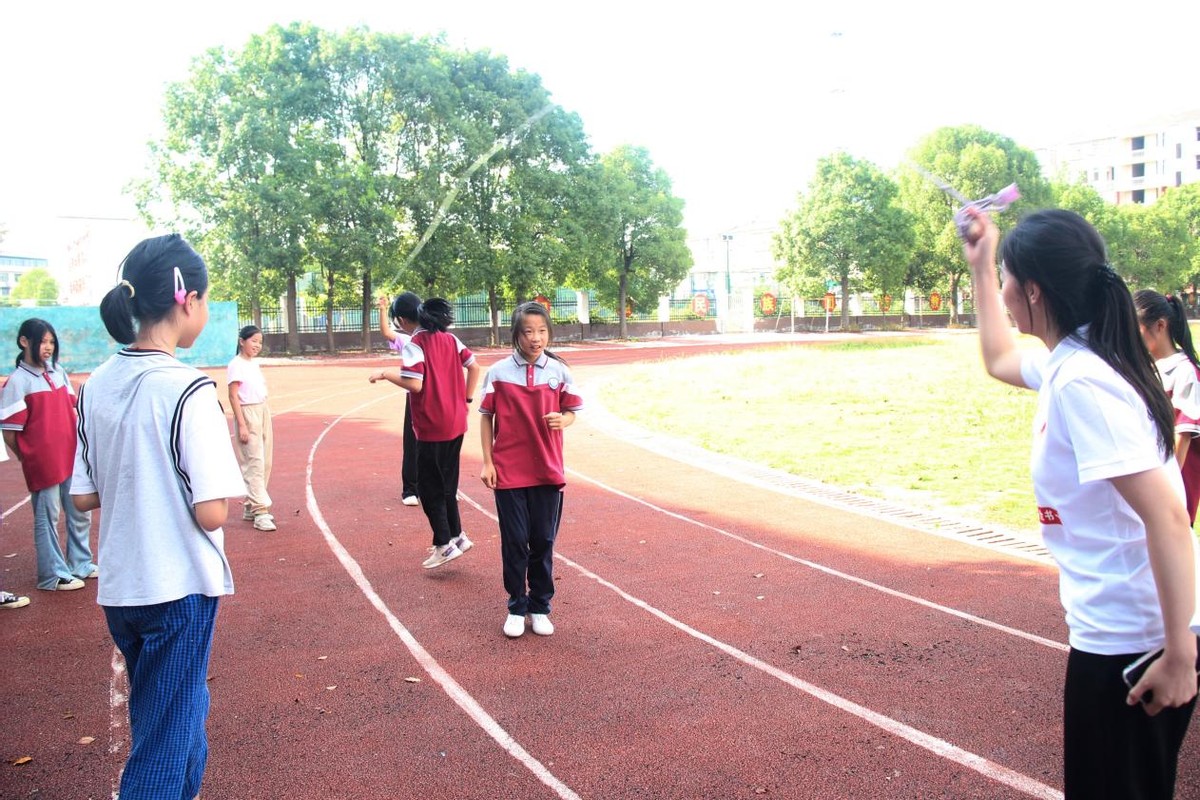 涔＄害浠婂绛戞ⅵ闈掓槬,涔＄害涓冨僵鐩涘缁芥斁闈掓槬鏈壊