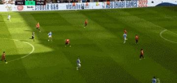 曼城球员看自己比赛,曼城4比1胜曼联集锦