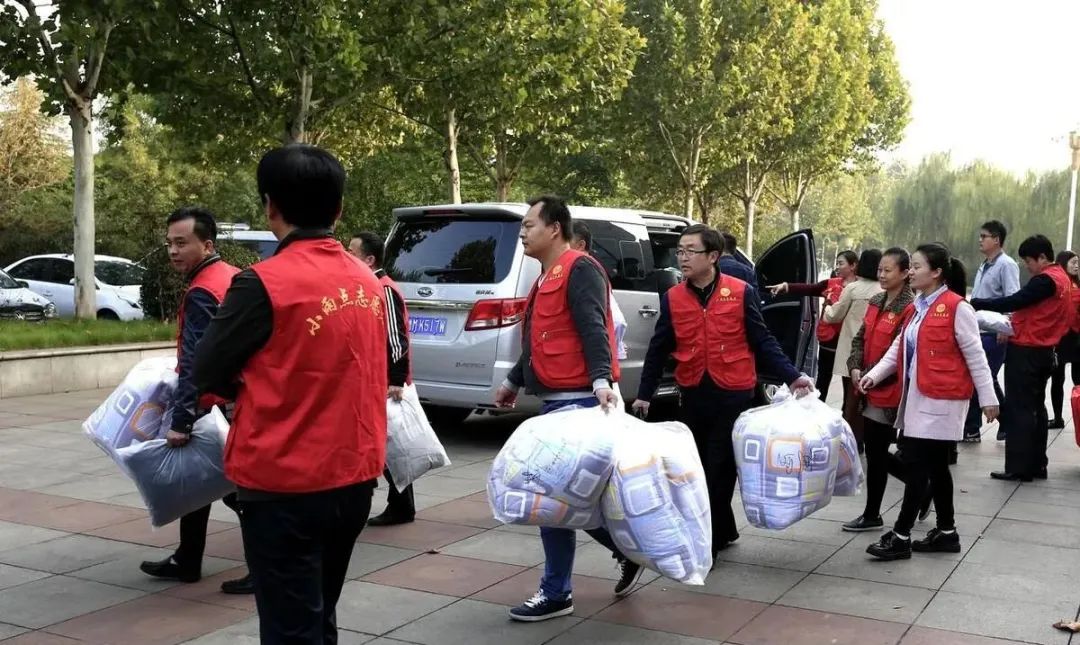 不穿的旧衣服怎样处理对身体好,不穿的旧衣怎么处理不浪费