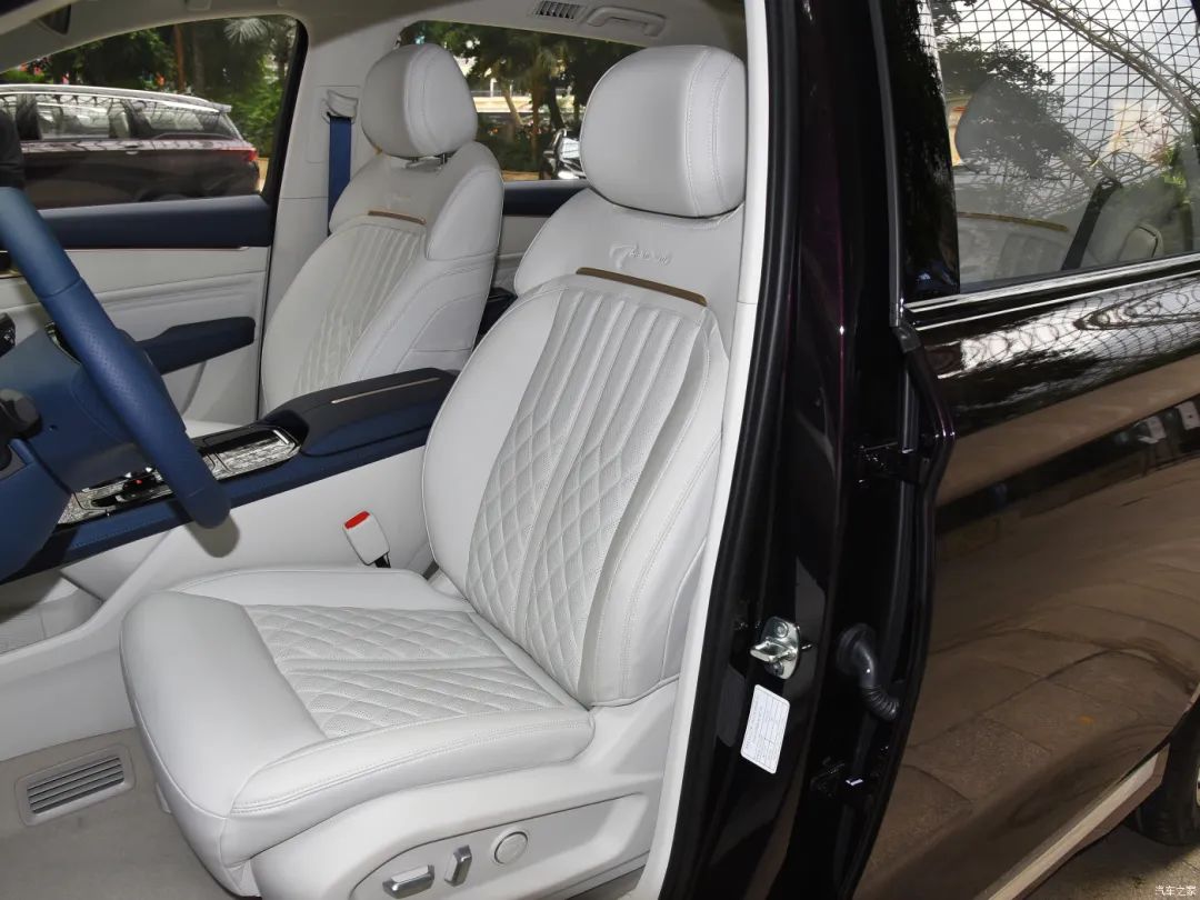 凯捷：最便宜混动MPV?小桌板+腿托，体型与奥德赛相当，却便宜10万？