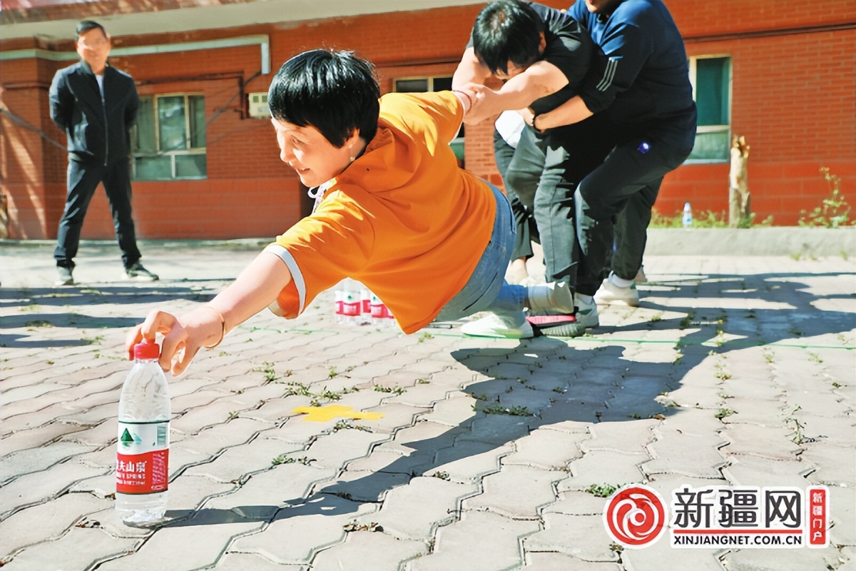 乌鲁木齐：画好“同心圆”盛开“石榴花”