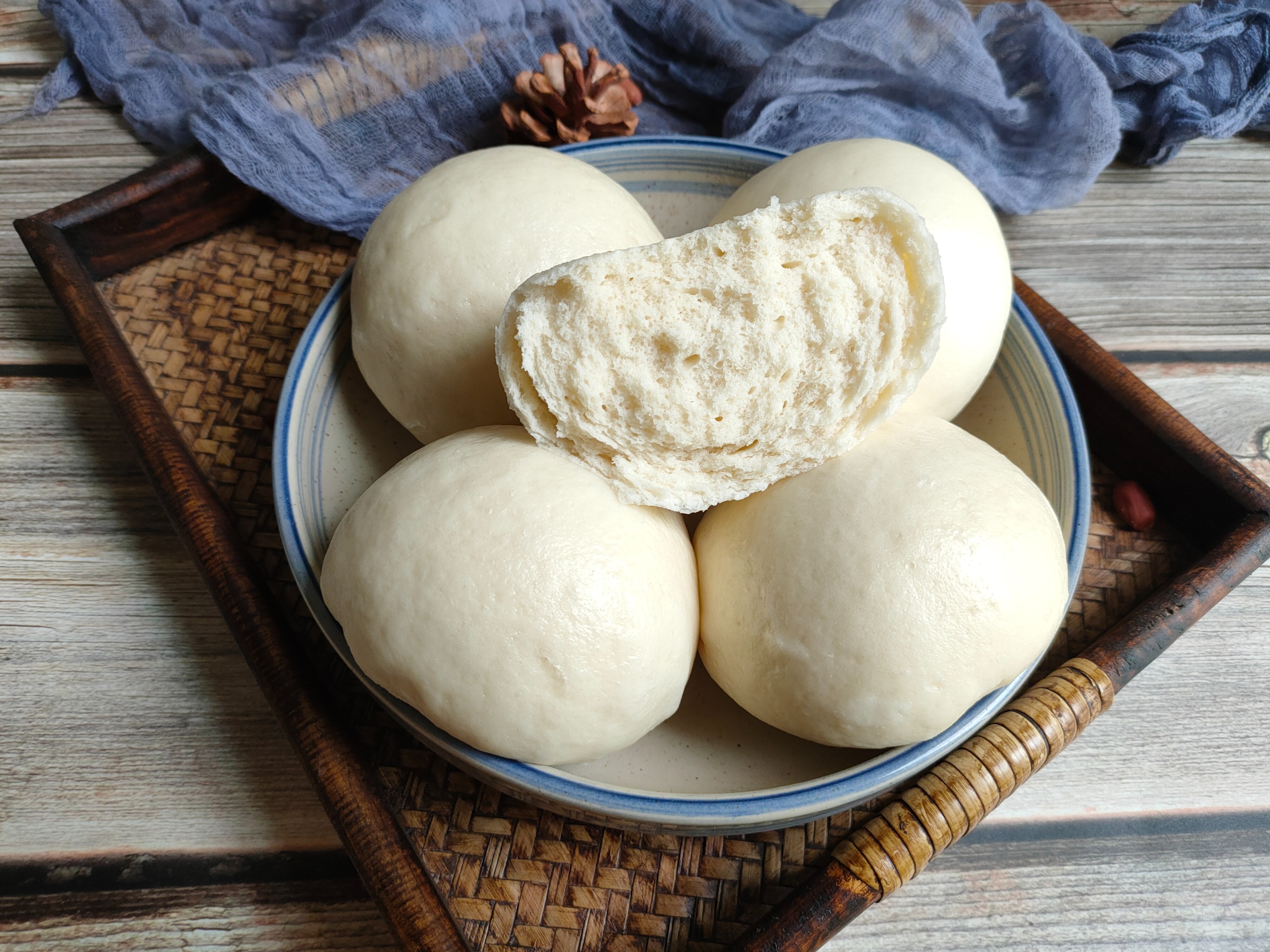 蒸馒头的酵母有危害吗,蒸馒头酵母粉放多了有什么危害