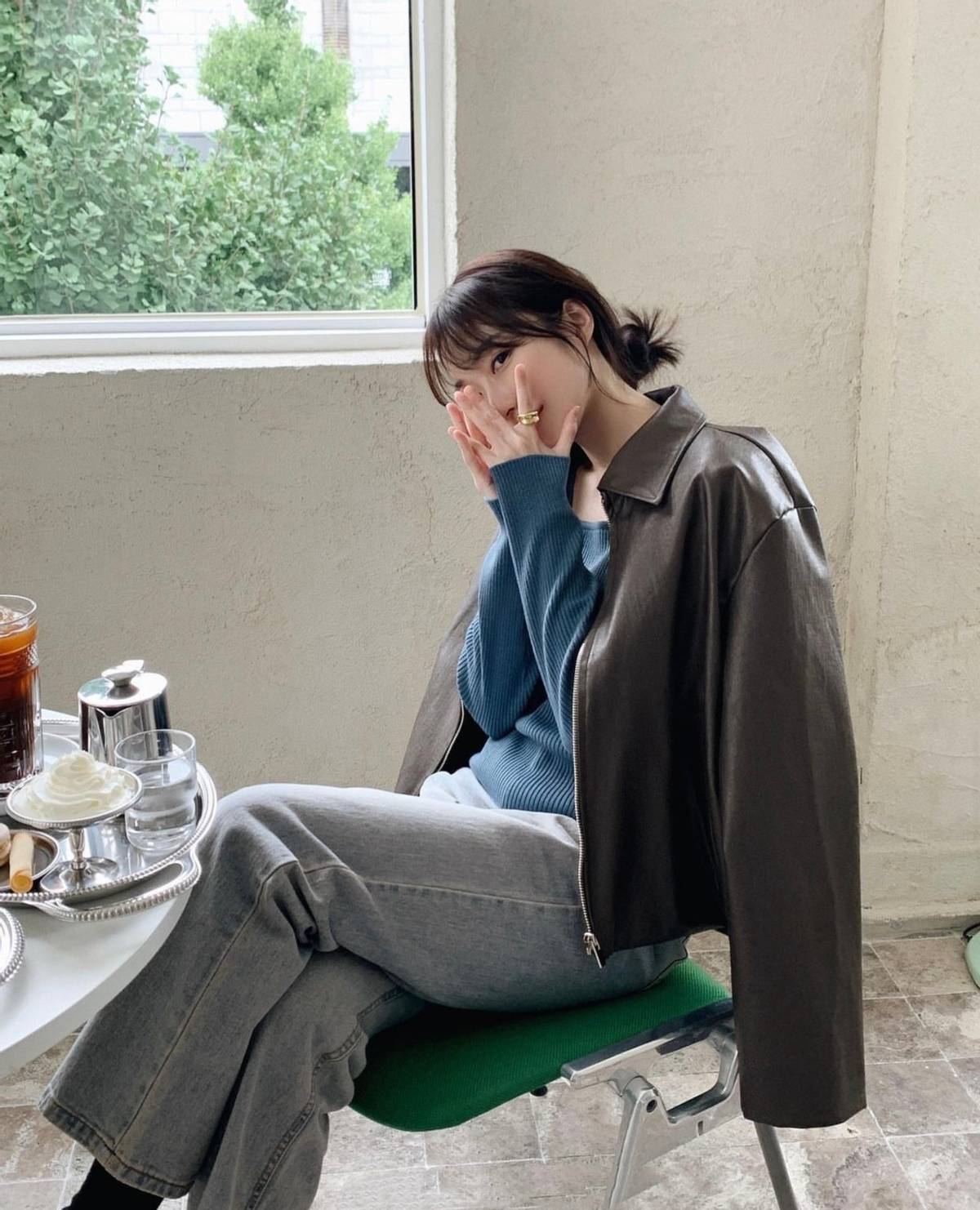 秋天低丸子头怎么扎,低丸子头知性发型