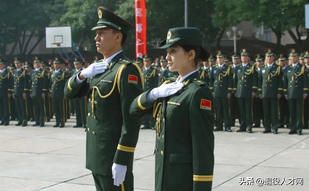 如何能当上一名军官,最简单成为军官的方法