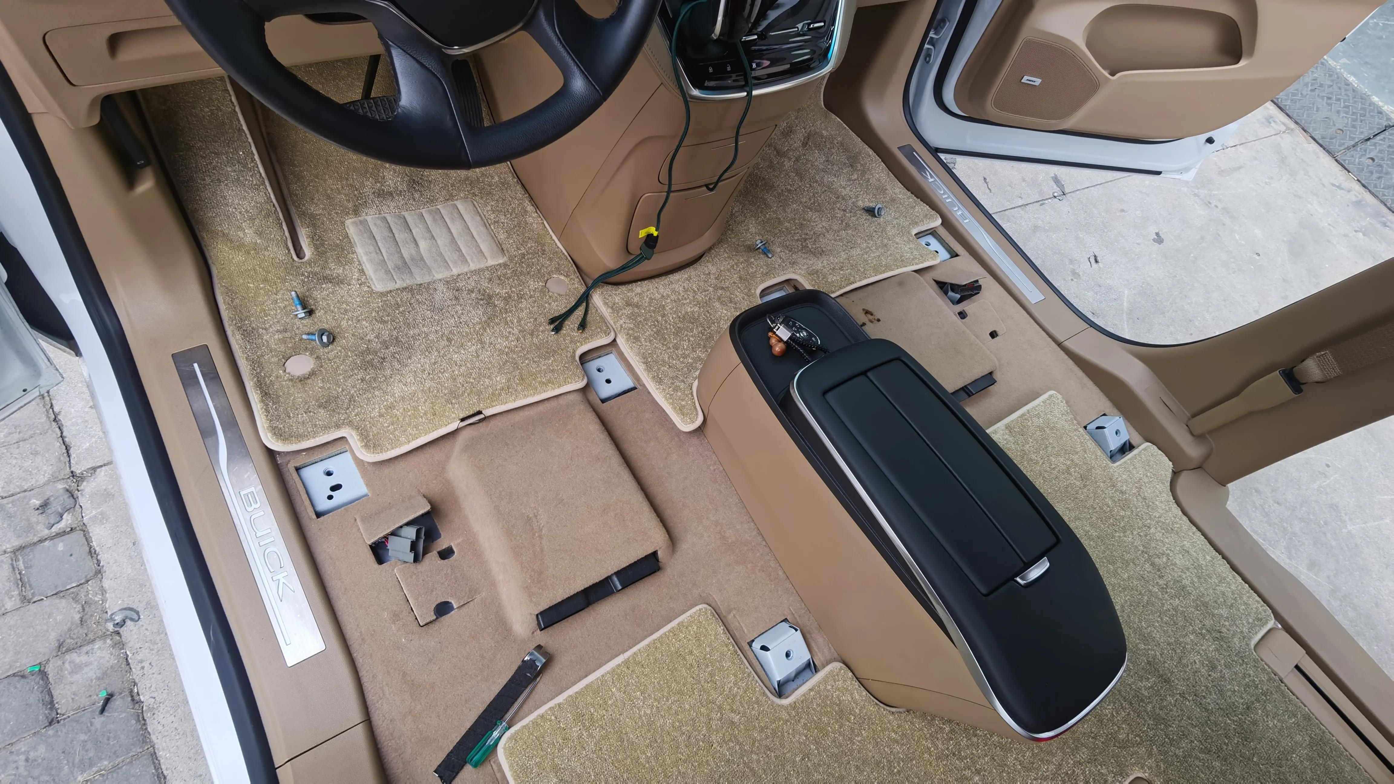 别克gl8扶手箱220v电源怎么接,别克gl8安装原车扶手箱